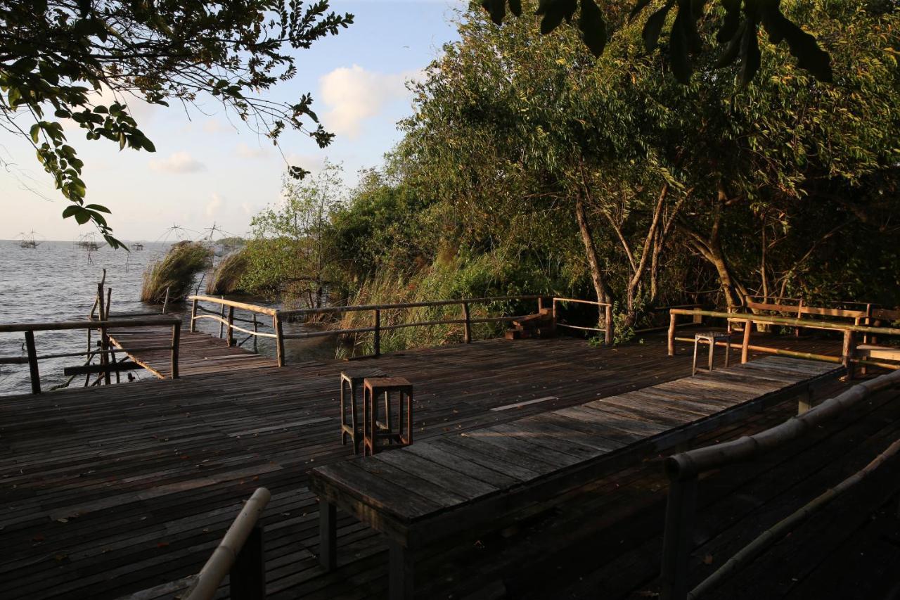 Wetlandcamp บ้านชายเล Пхаттхалунг Экстерьер фото